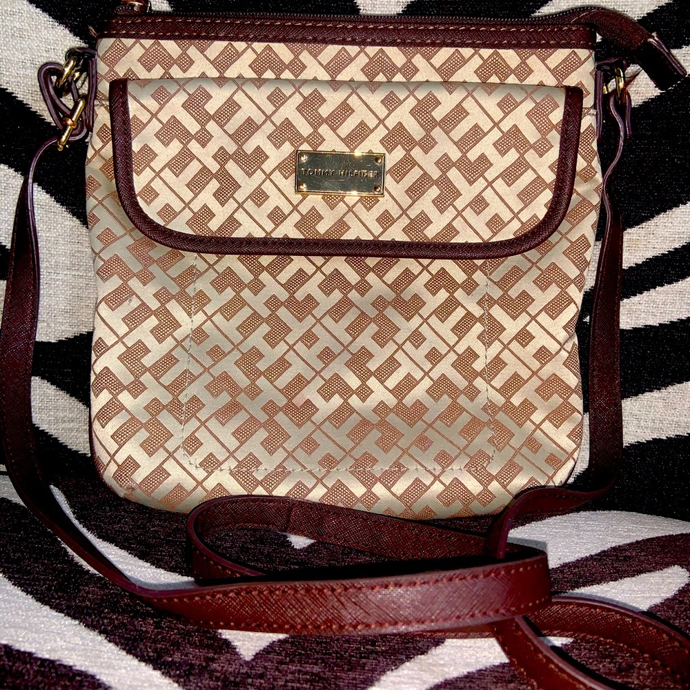 Tommy Hilfiger crossbody bag
